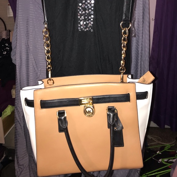 Michael Kors Bag - Picture 2 of 6